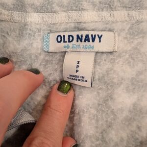 Old Navy Gray Houndstooth Quarter Zip
